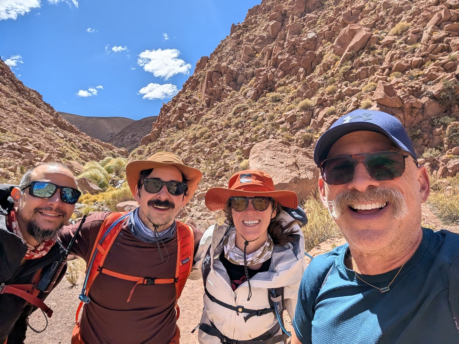 The hiking party: Juan, Rodrigo, Luna and me.
