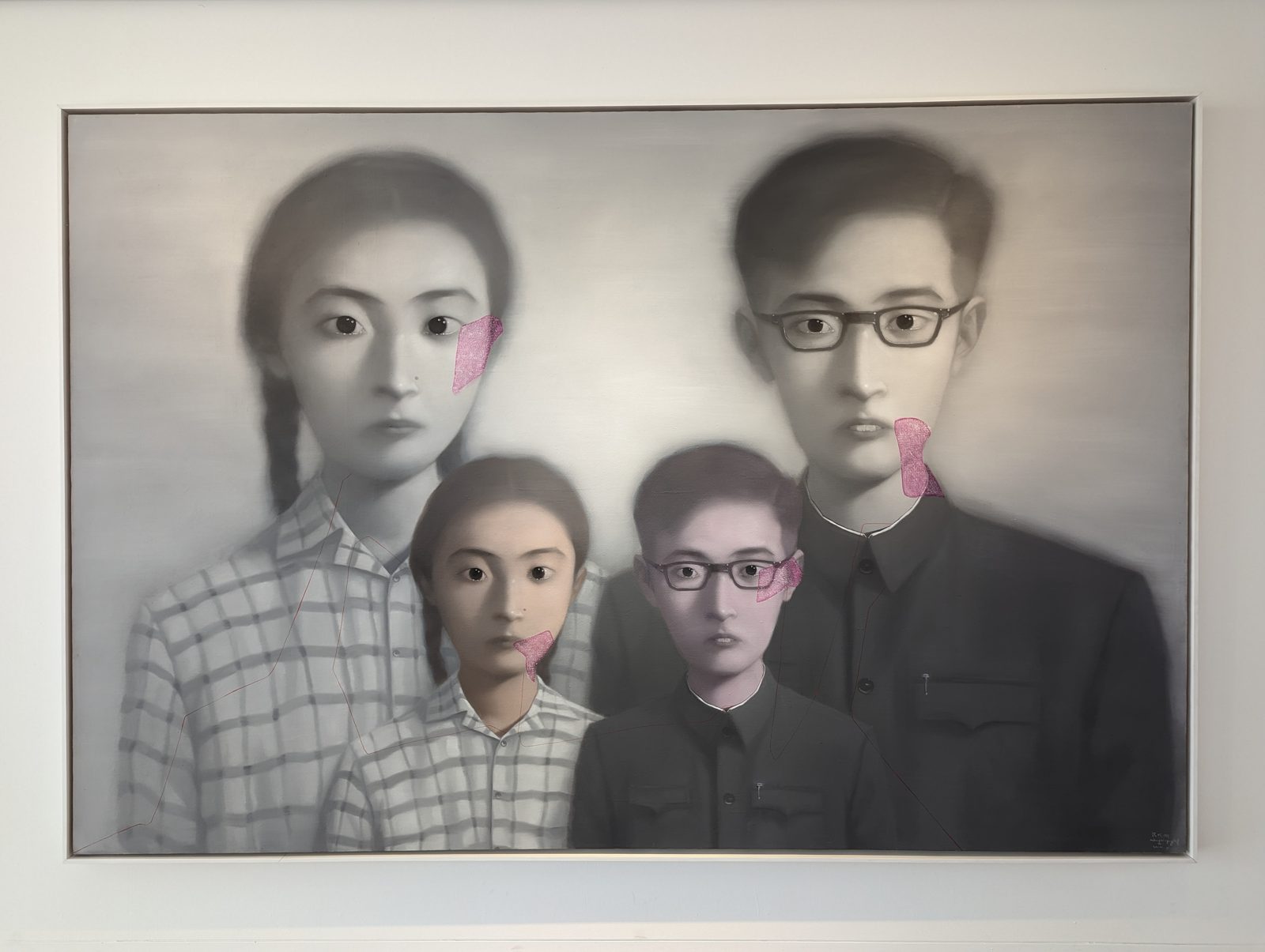 Zhang Xiaogang, a family.